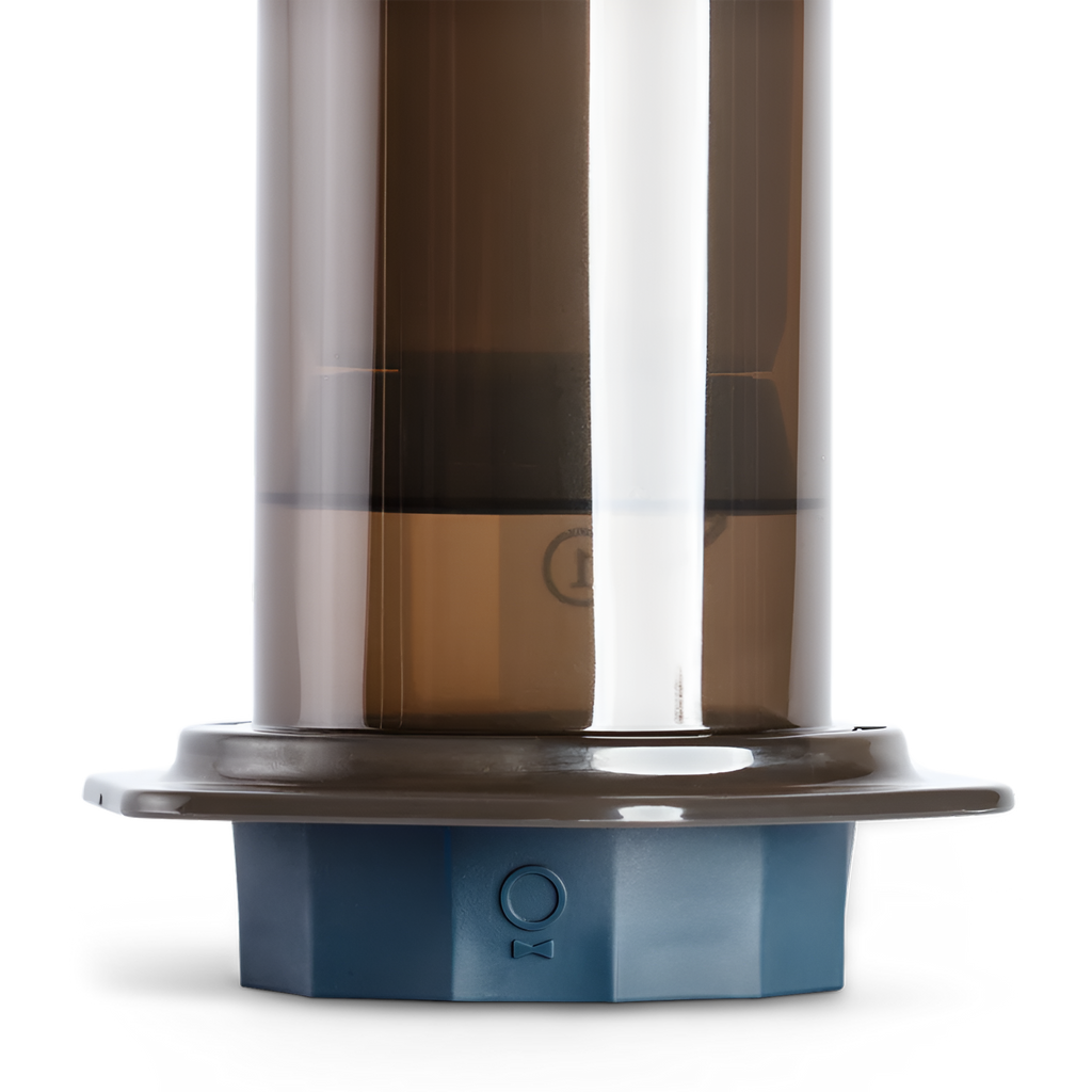 Aeropress clearとfellow prismo ペーパーフィルター付 Aeropress clearとfellow prismo ペーパーフィルター付 Fellow